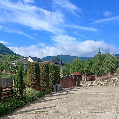 Pensiunea In Poiana Glod  Exterior photo