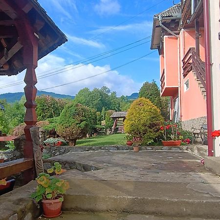Pensiunea In Poiana Glod  Exterior photo