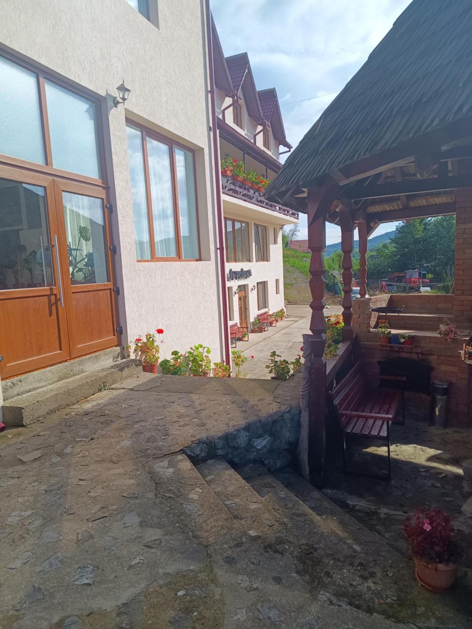 Pensiunea In Poiana Glod  Exterior photo